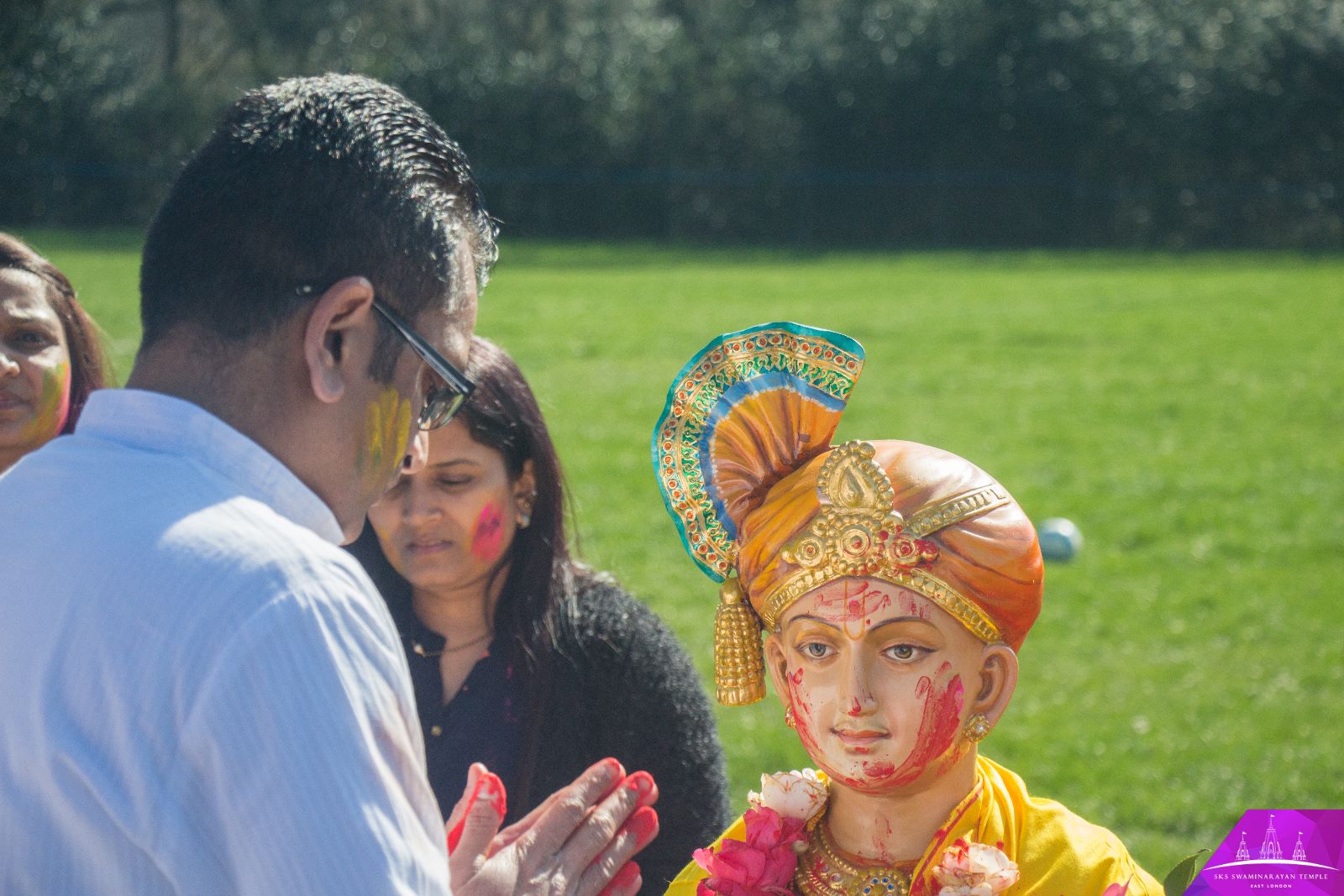 ©1987-2017 SKS Swaminarayan Temple East London